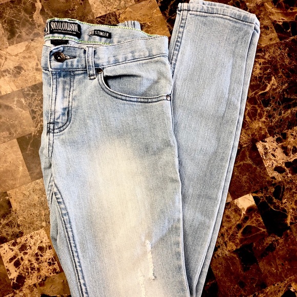 Hot Topic Denim - Social collusion jeans